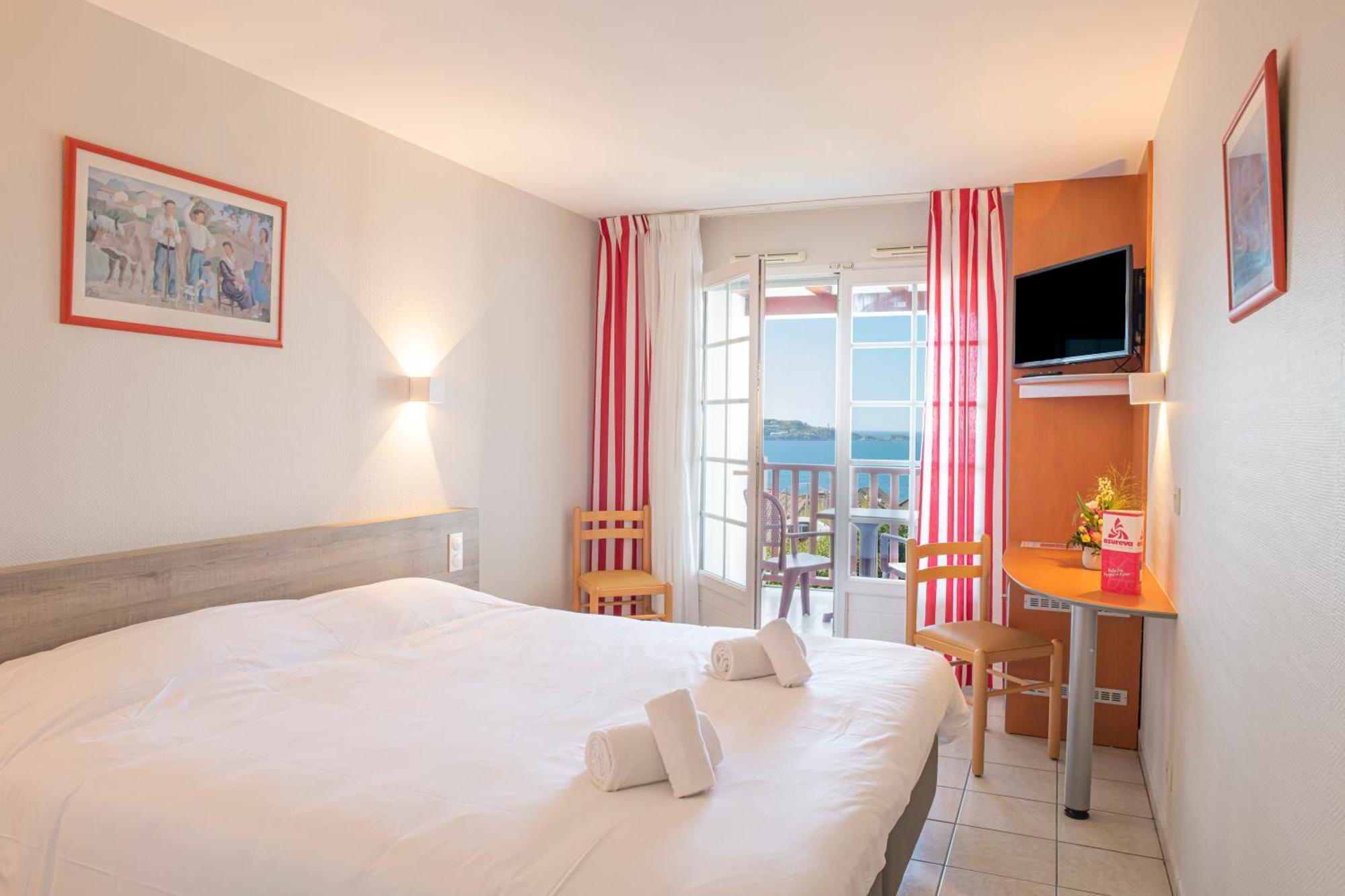 Azureva Hendaye Hotel Exterior photo